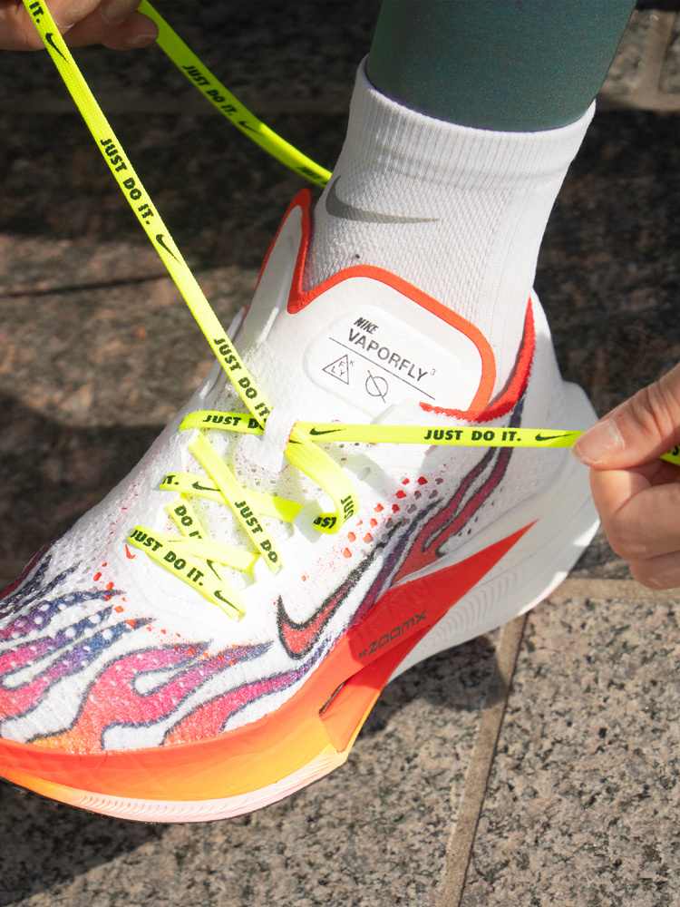 EKIDEN PACK その熱を走らせろ。T092 [シーダブリューエックス/ワコール] スポーツタイツ HZY399 S。. Nike JP